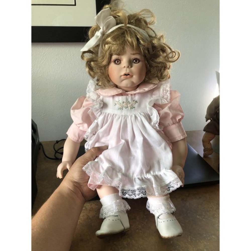 Porcelain Doll by Margitt‎ Dassen 19"